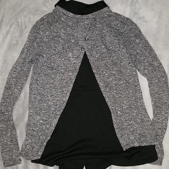 Light weight sweater - Picture 4 of 5